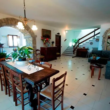 Villa Termini-sant'agata Sleeps 17 Pool Wifi *