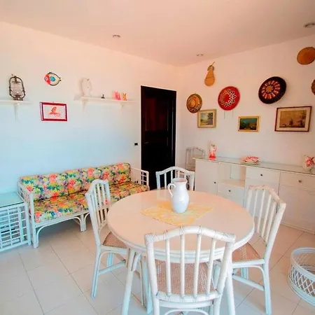 Termini-sant'agata Sleeps 17 Pool Wifi Villa
